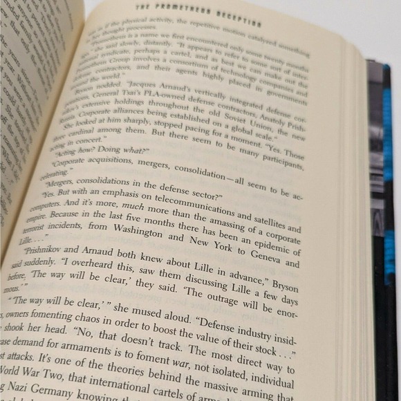 Robert Ludlum Book Lot, (2 Hardcover, 1st Edition) - Picture 4 of 10